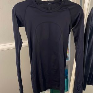 Navy Lululemon Athletica Longsleeve